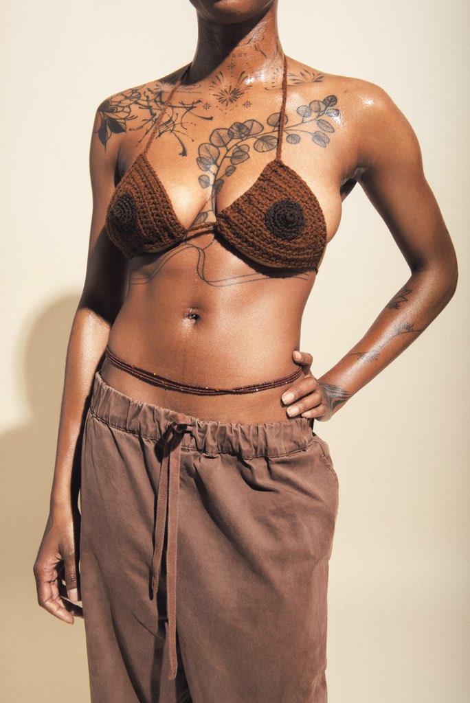 Chestnut Titty Top